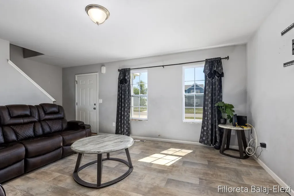 467 Oak View Drive Middleville Village MI 49333