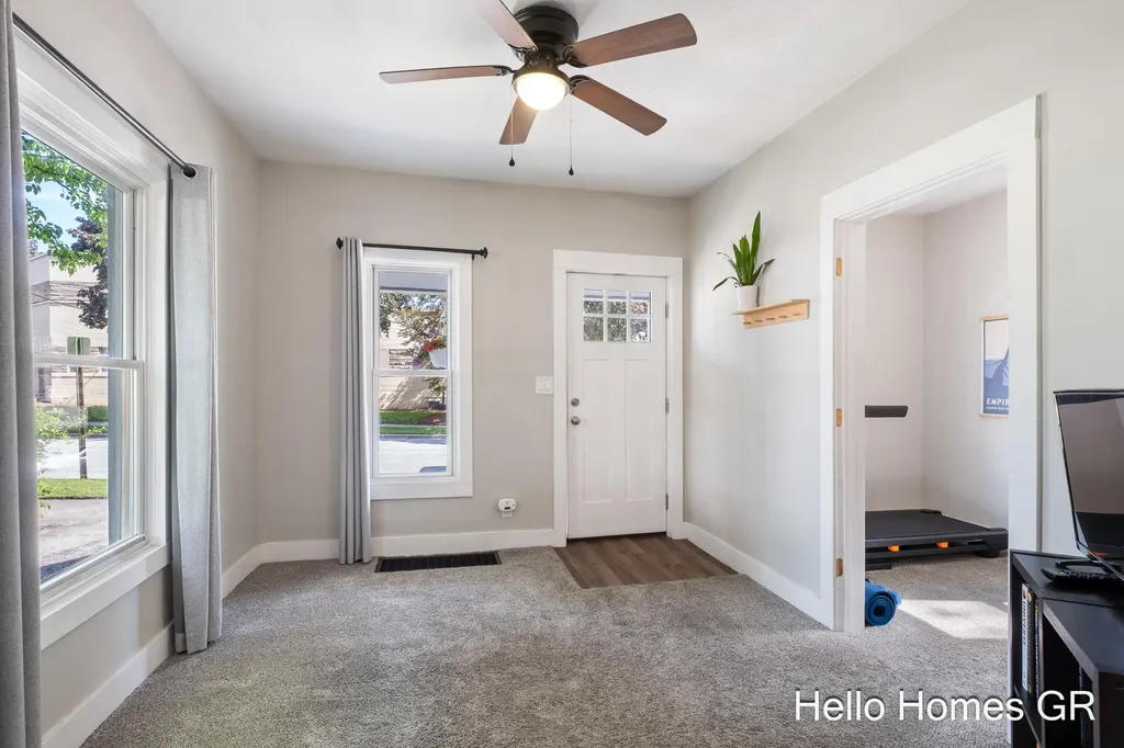 242 Matilda Street NE Grand Rapids City MI 49503