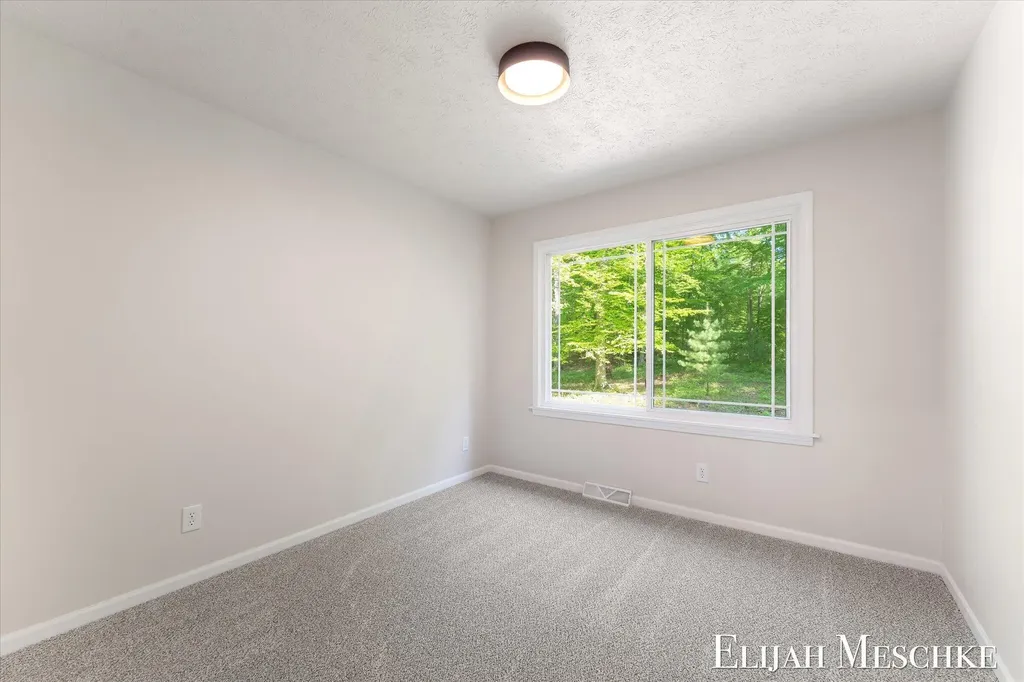 17610 Simmons Avenue NE Solon Township MI 49319