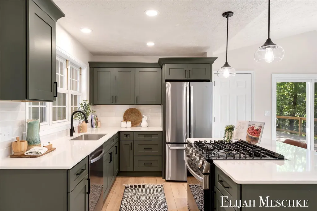 17610 Simmons Avenue NE Solon Township MI 49319