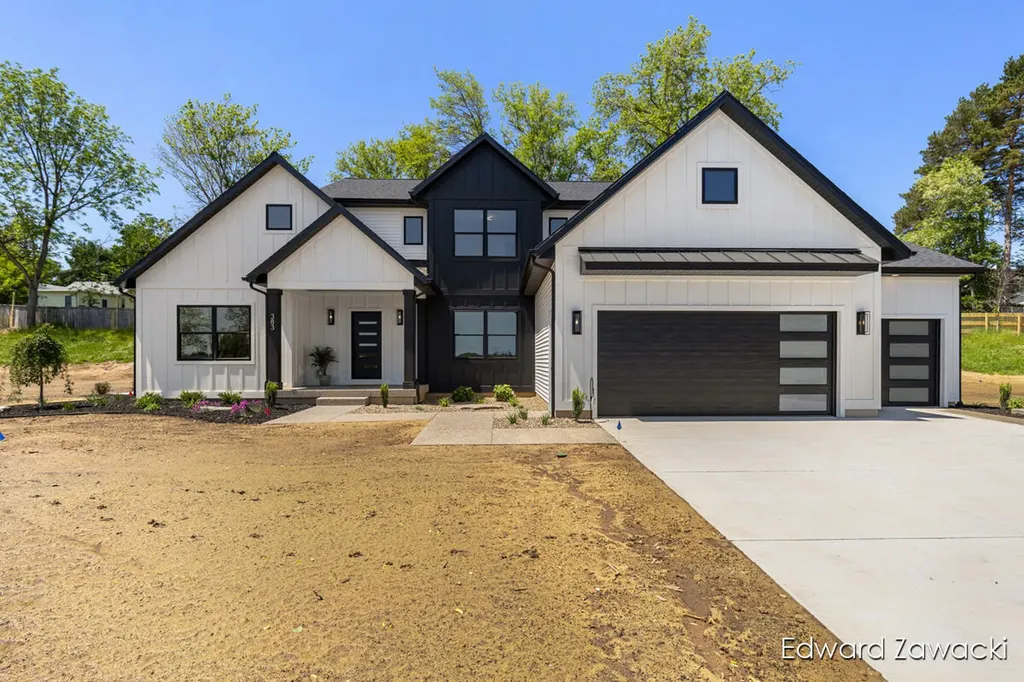 383 Rogue River View Drive NE Rockford City MI 49341