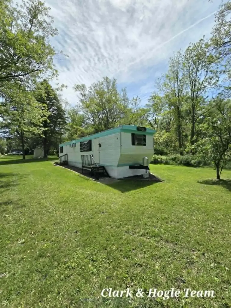 8386 Willow Drive Lyons Township MI 48851