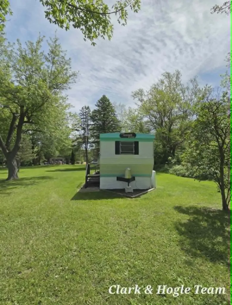 8386 Willow Drive Lyons Township MI 48851
