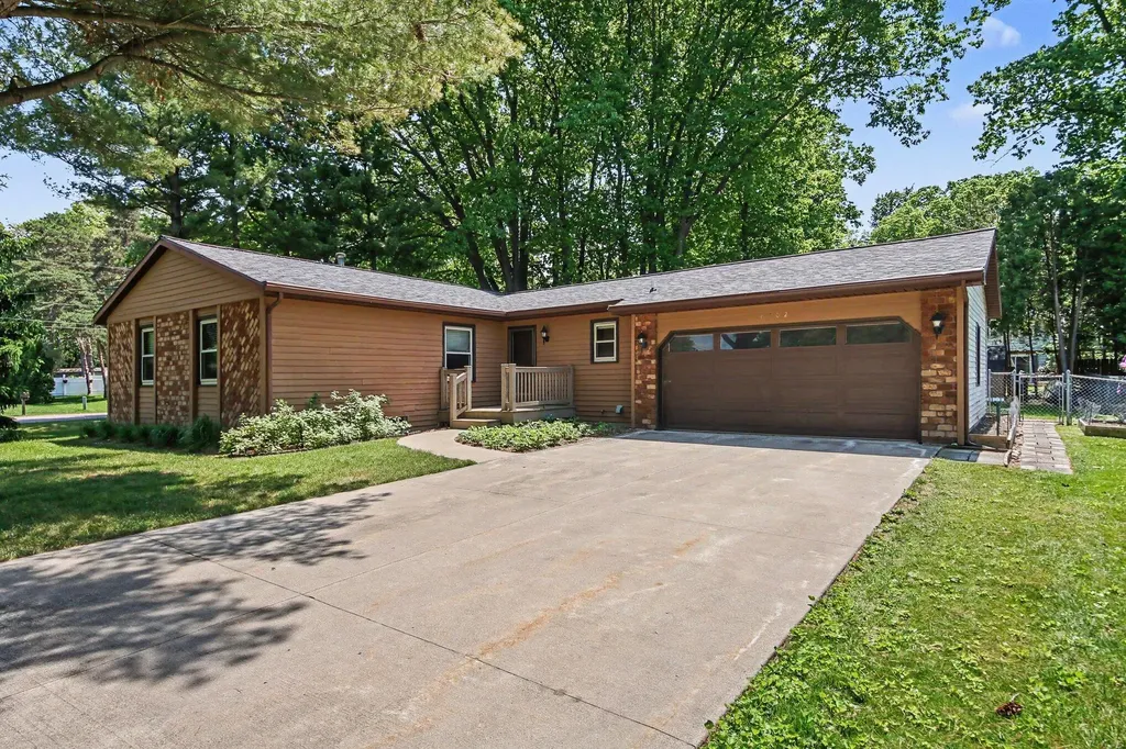 4102 Meadowfield Street Georgetown Charter Township MI 49426