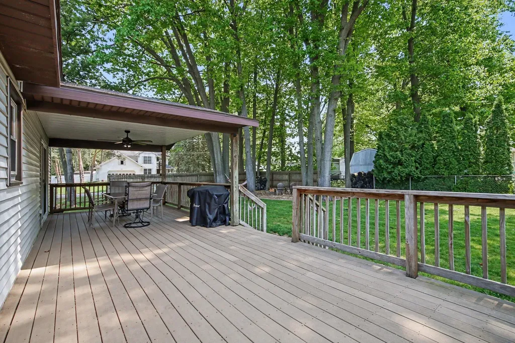 4102 Meadowfield Street Georgetown Charter Township MI 49426