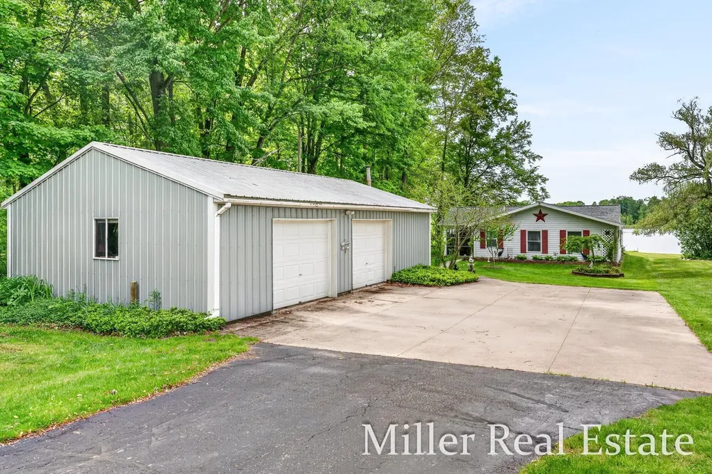 2801 Lower Lake Road Carlton Township MI 49058