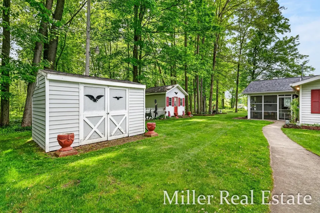 2801 Lower Lake Road Carlton Township MI 49058