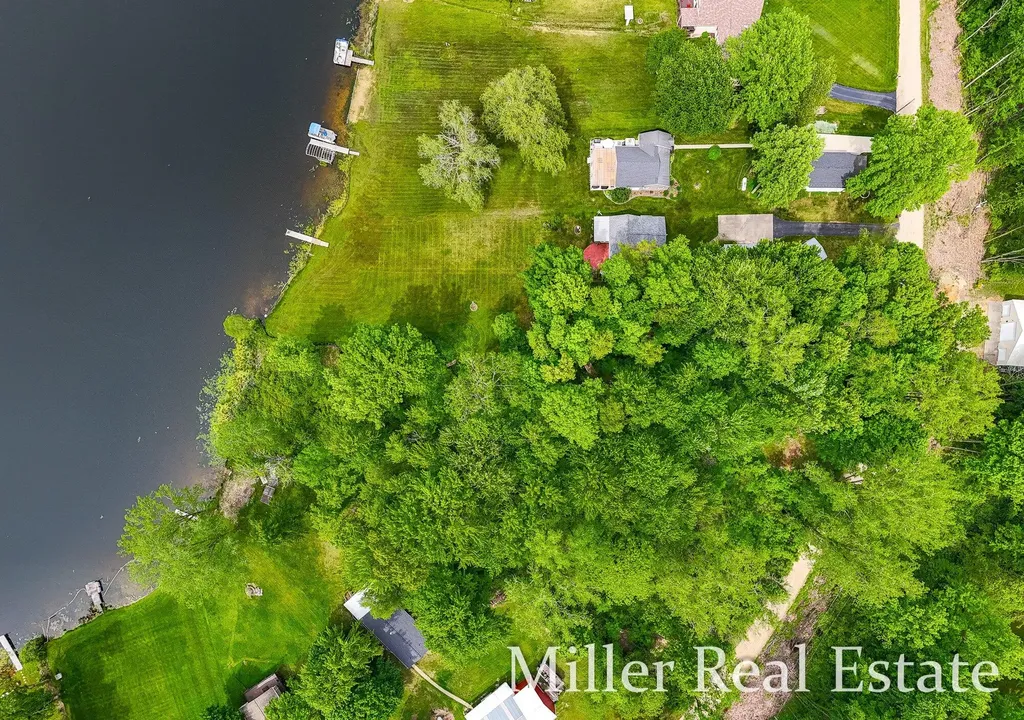 2801 Lower Lake Road Carlton Township MI 49058