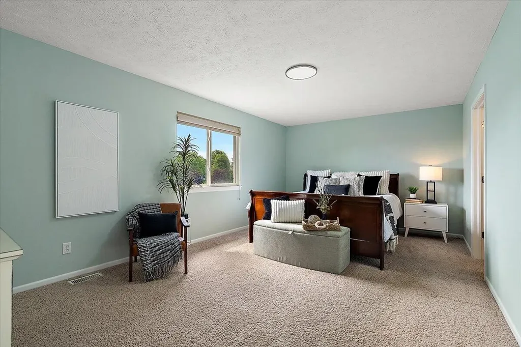 8950 Alanada Drive SE Caledonia Village MI 49316
