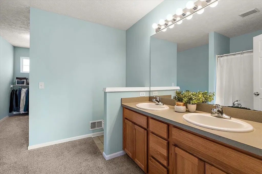 8950 Alanada Drive SE Caledonia Village MI 49316