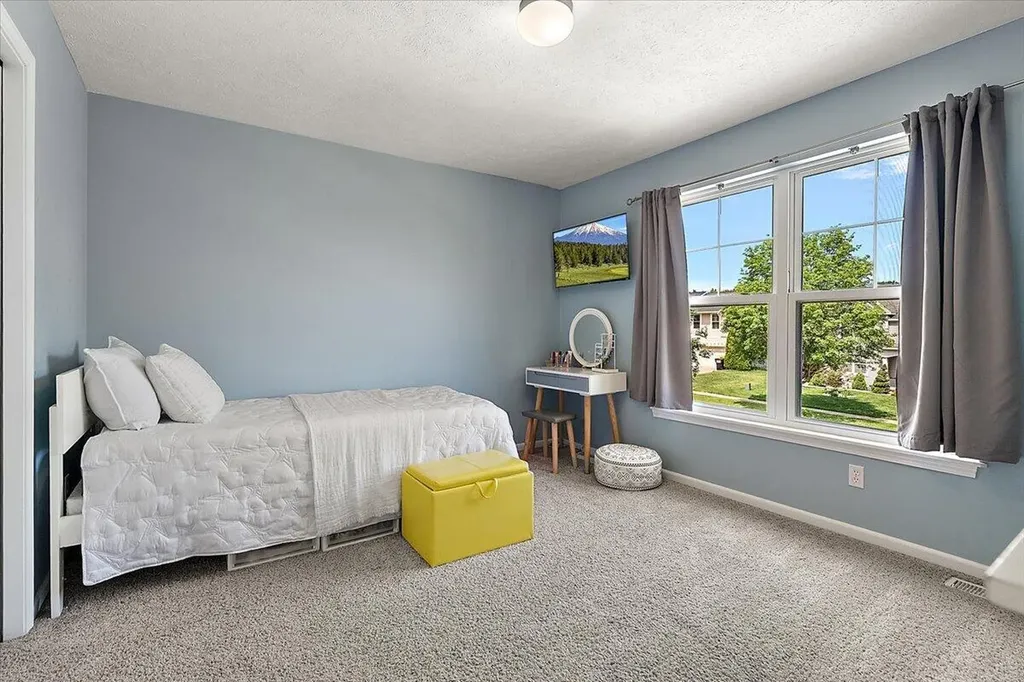 8950 Alanada Drive SE Caledonia Village MI 49316