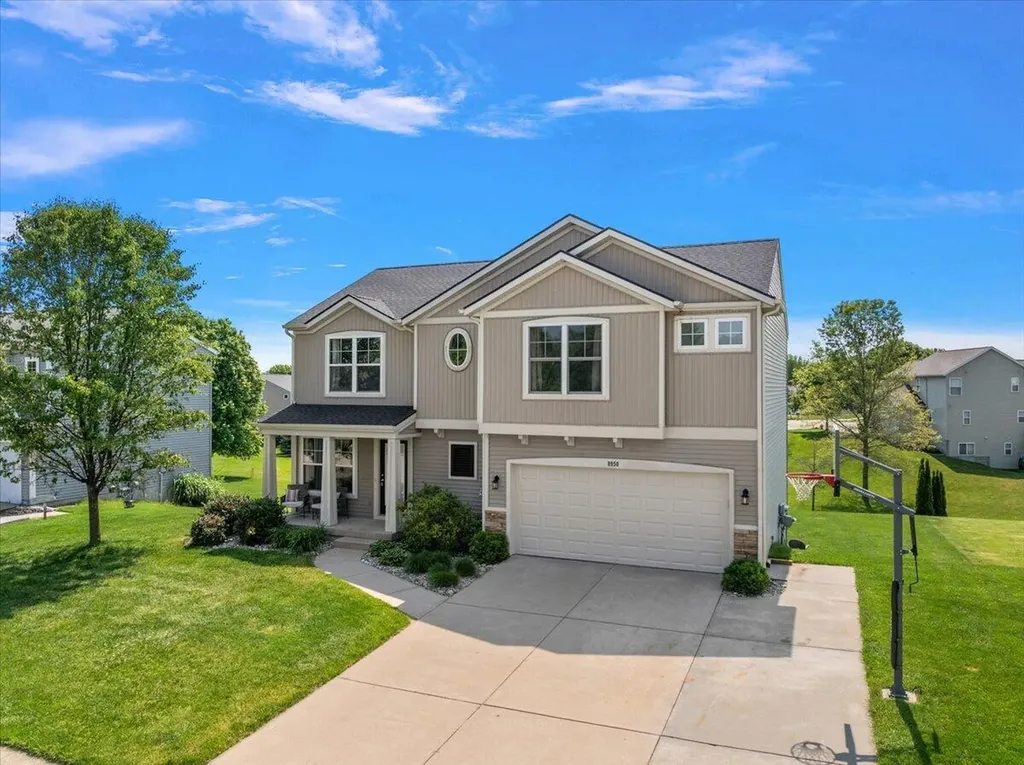 8950 Alanada Drive SE Caledonia Village MI 49316