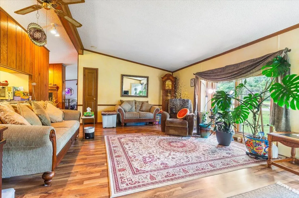 5614 E 68th Street Croton Township MI 49337