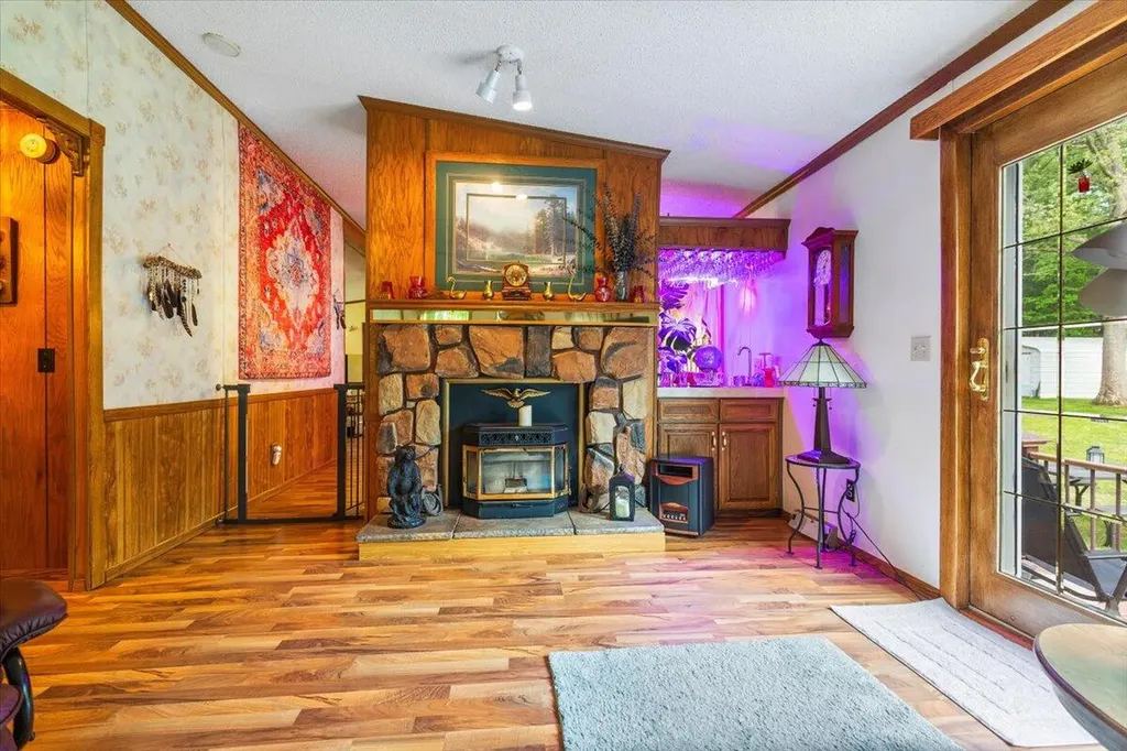 5614 E 68th Street Croton Township MI 49337
