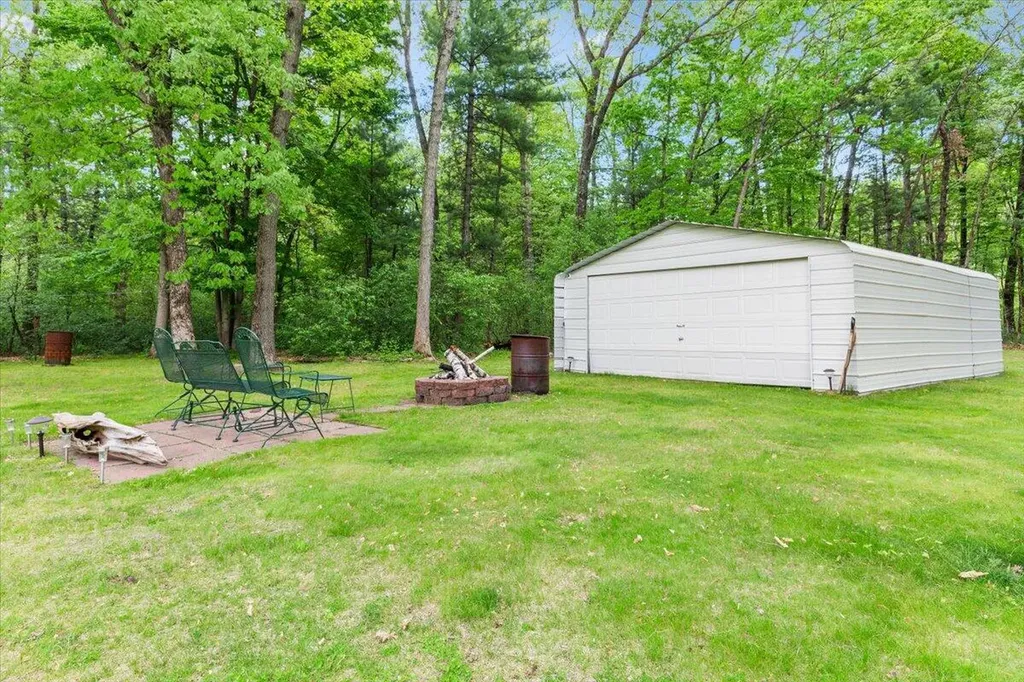 5614 E 68th Street Croton Township MI 49337