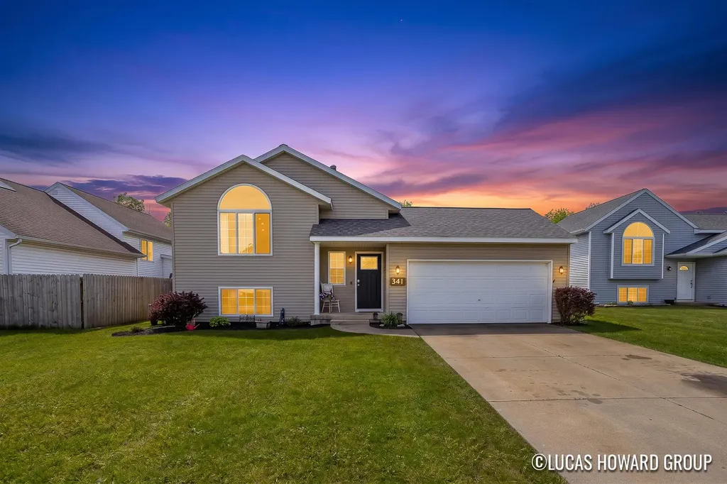 341 Pioneer Trail NE Cedar Springs City MI 49319