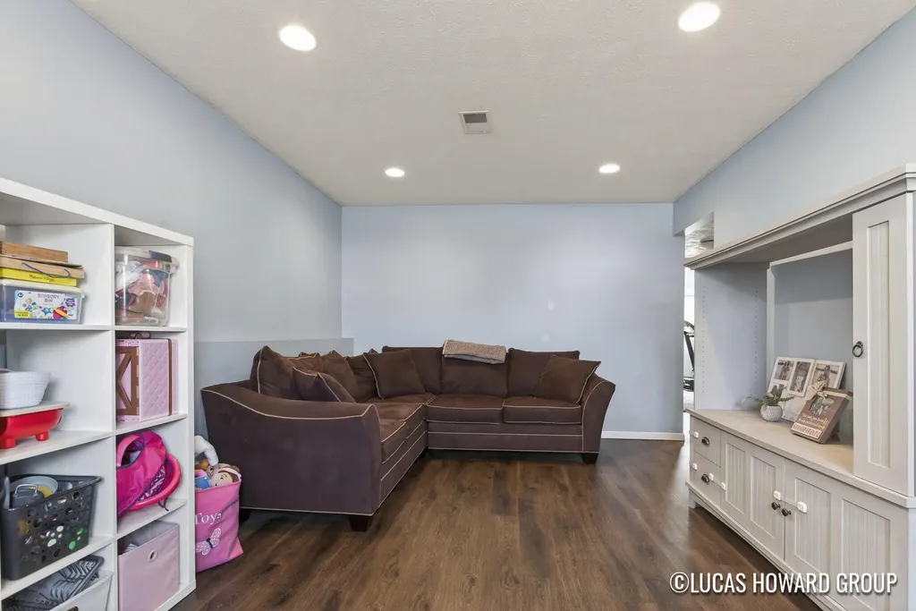 341 Pioneer Trail NE Cedar Springs City MI 49319