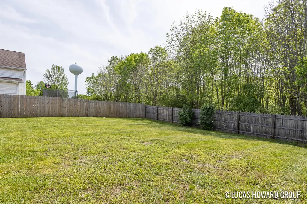 341 Pioneer Trail NE Cedar Springs City MI 49319