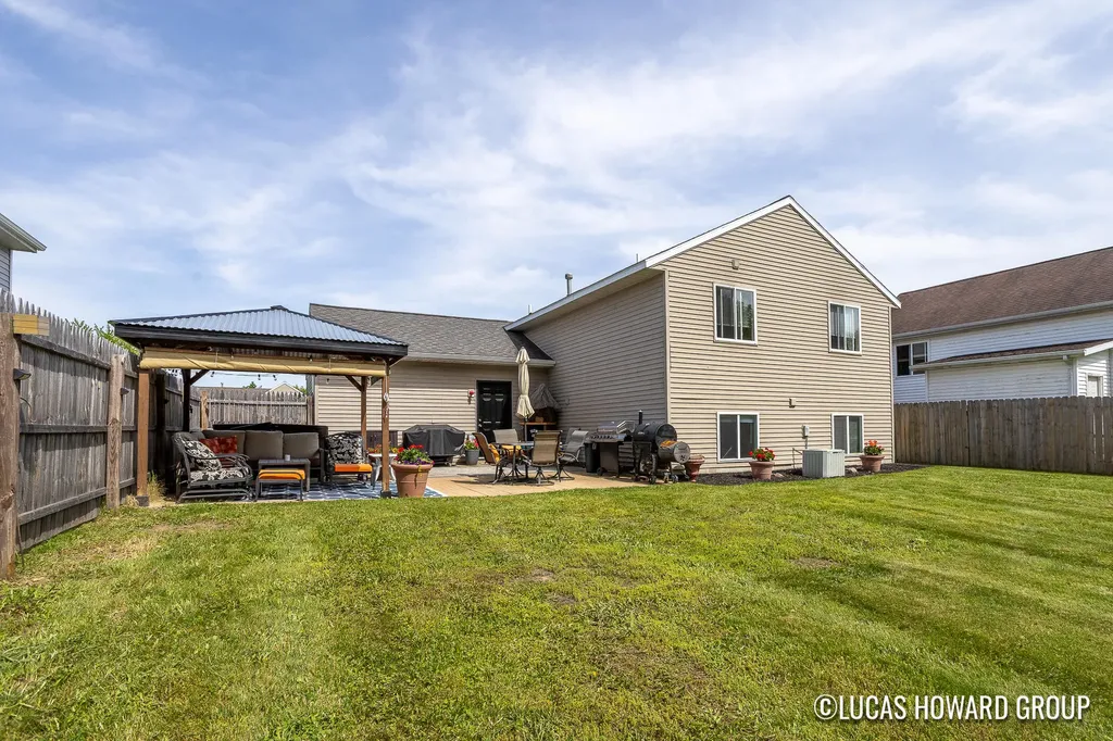 341 Pioneer Trail NE Cedar Springs City MI 49319