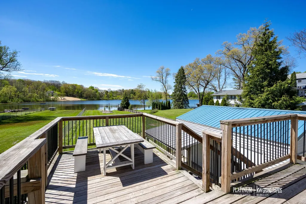 13395 Lime Lake Drive NE Solon Township MI 49345