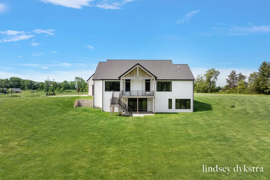 3526 Winding Stream Drive NW Walker City MI 49534