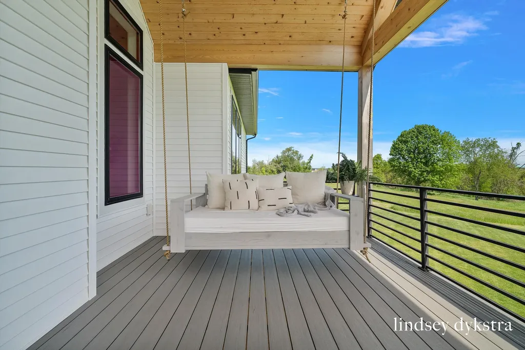 3526 Winding Stream Drive NW Walker City MI 49534