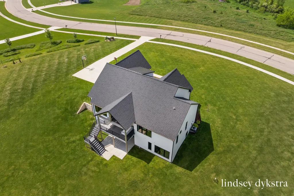 3526 Winding Stream Drive NW Walker City MI 49534