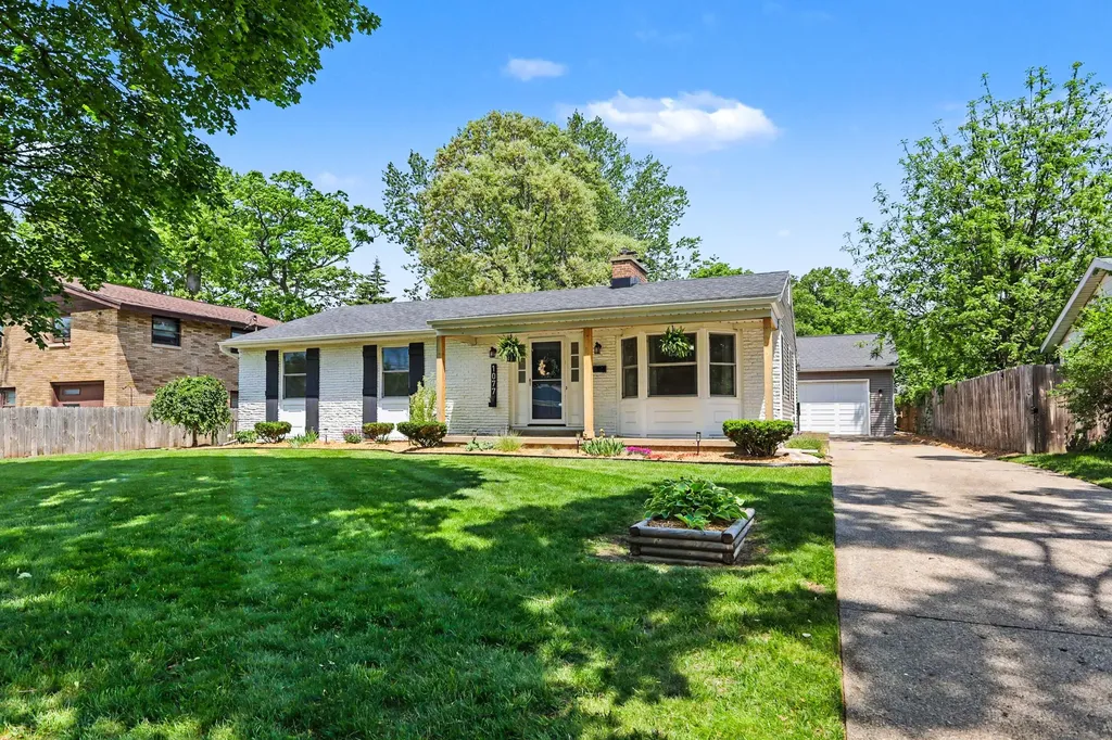 1077 Cricklewood Street SW Wyoming City MI 49509