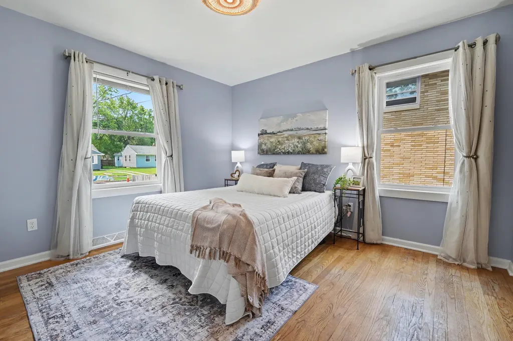 1077 Cricklewood Street SW Wyoming City MI 49509