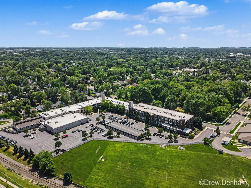 533 Columbia Avenue Holland City MI 49423