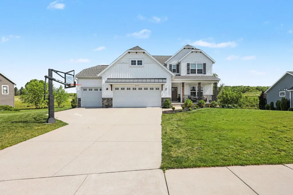 4177 Boulder View Drive NE Plainfield Charter Township MI 49306