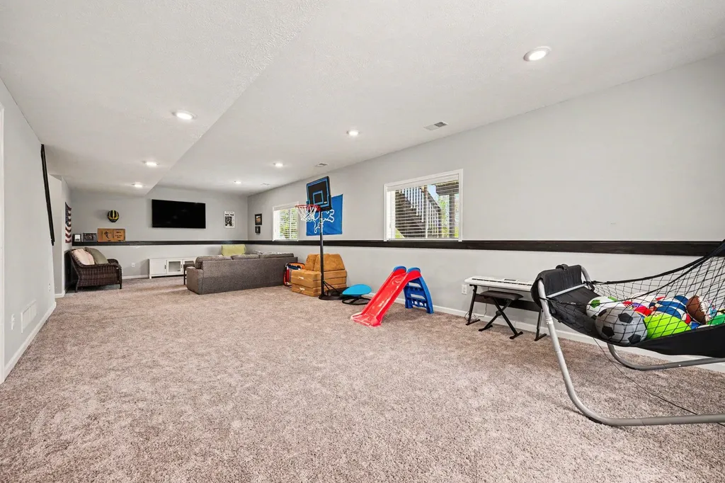 4177 Boulder View Drive NE Plainfield Charter Township MI 49306