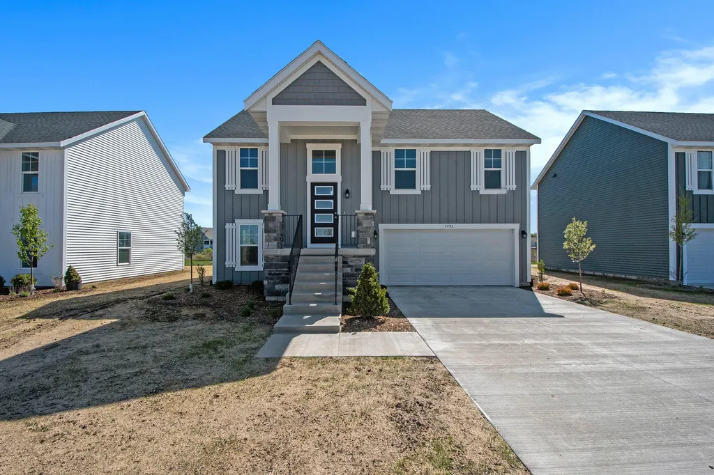 7514 Legend Court Caledonia Township MI 49316