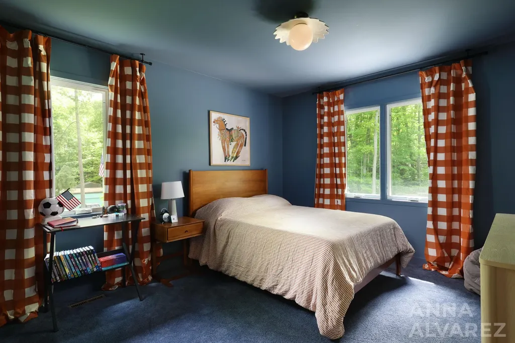 7130 Oakbrook Street SE Cascade Charter Township MI 49546