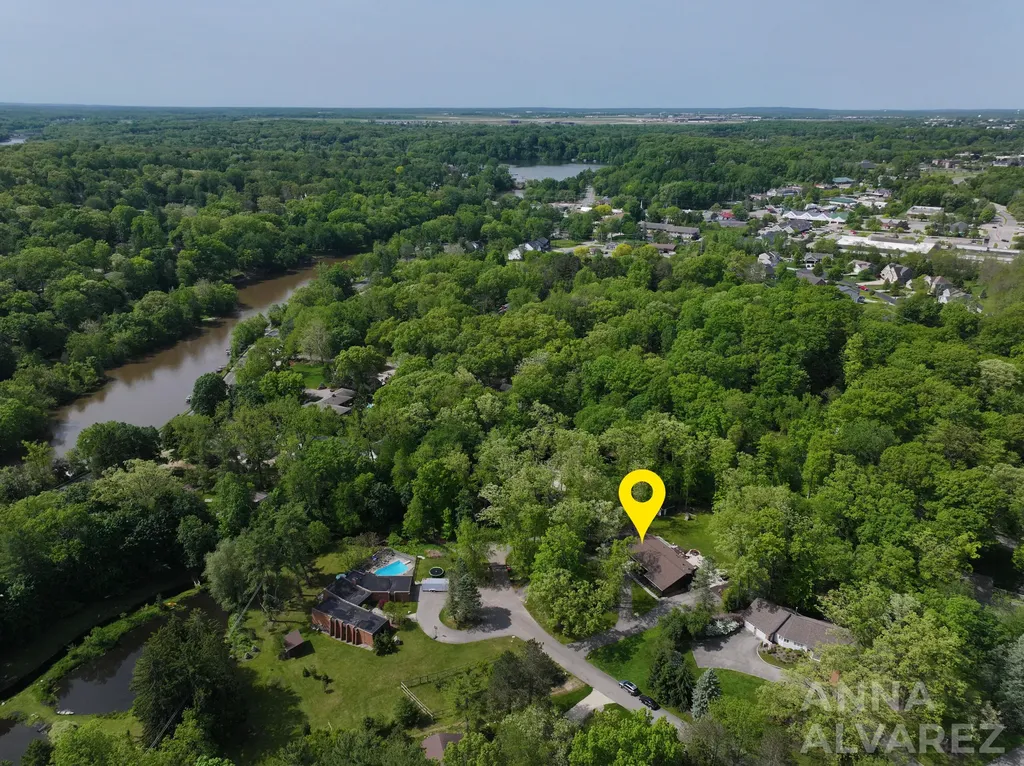 7130 Oakbrook Street SE Cascade Charter Township MI 49546