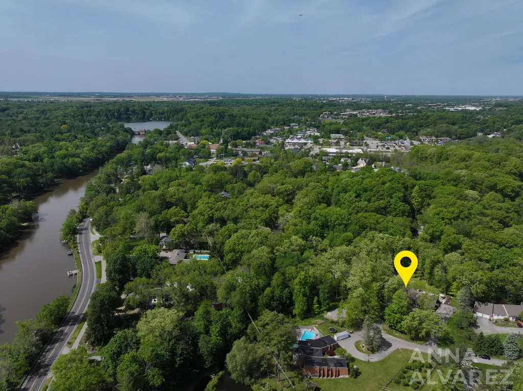 7130 Oakbrook Street SE Cascade Charter Township MI 49546