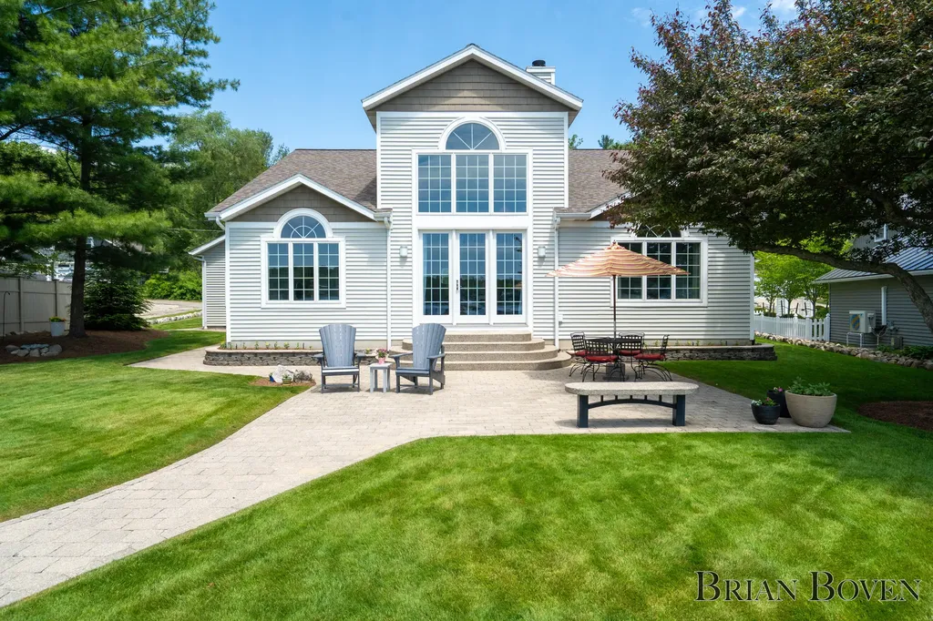 8789 Je NE Be Drive NE Courtland Township MI 49341