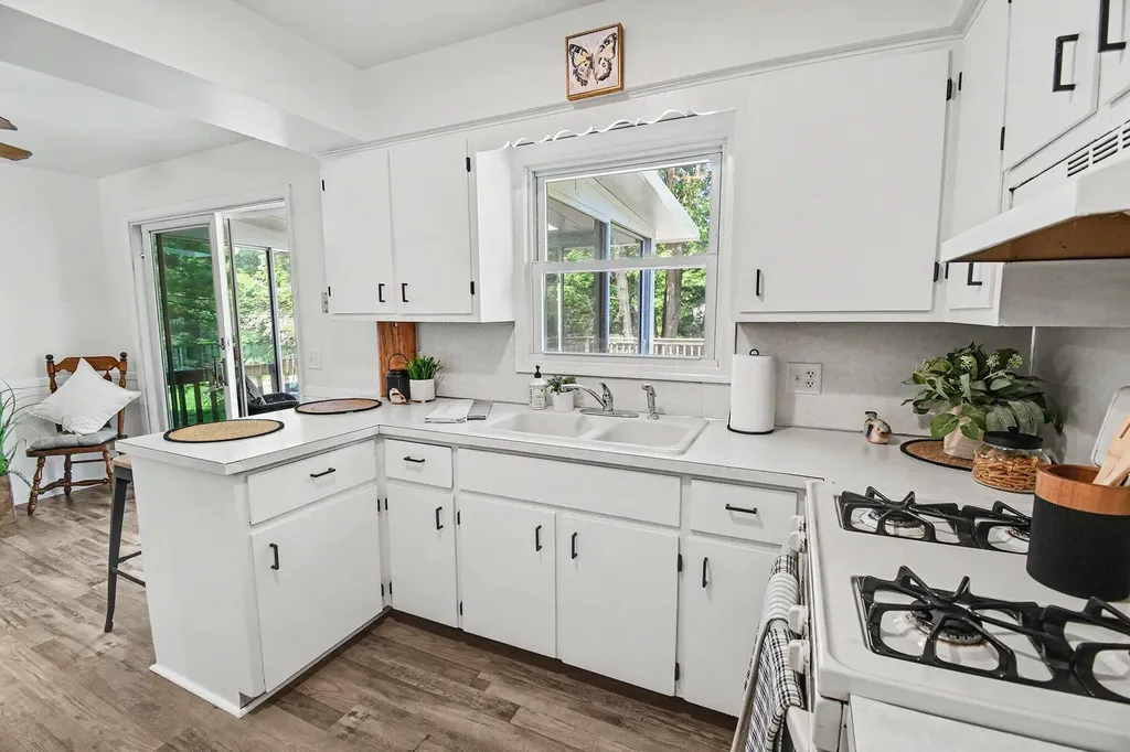 8137 Hearthway Avenue Georgetown Charter Township MI 49428