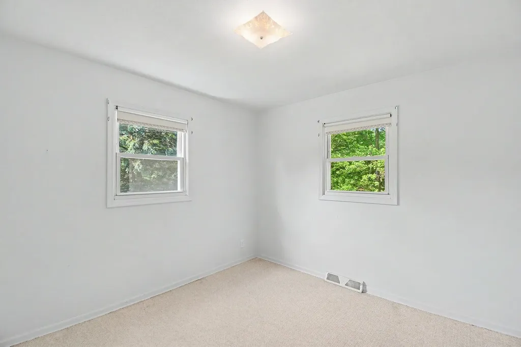 8137 Hearthway Avenue Georgetown Charter Township MI 49428
