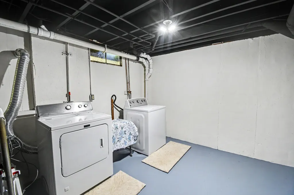 8137 Hearthway Avenue Georgetown Charter Township MI 49428