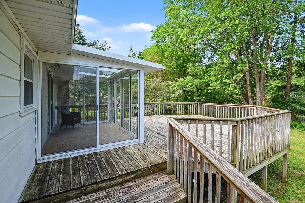 8137 Hearthway Avenue Georgetown Charter Township MI 49428