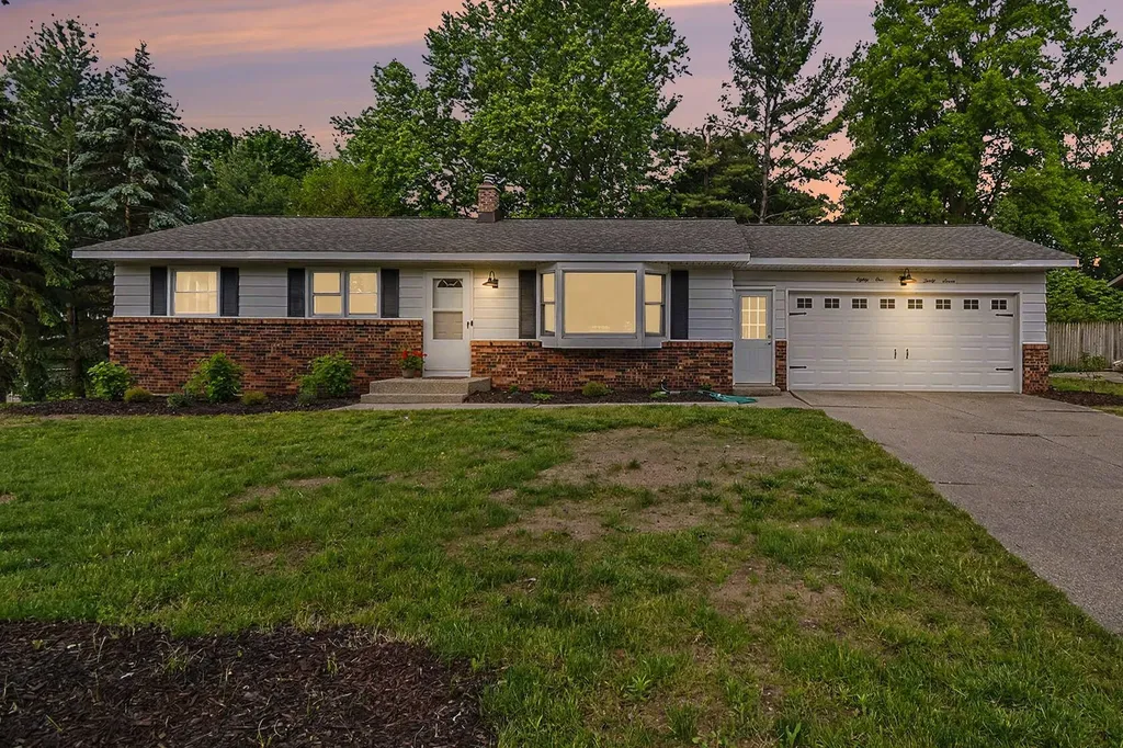 8137 Hearthway Avenue Georgetown Charter Township MI 49428