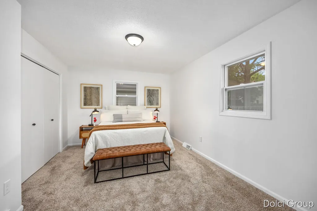 4161 Kings Row Court NW Walker City MI 49534