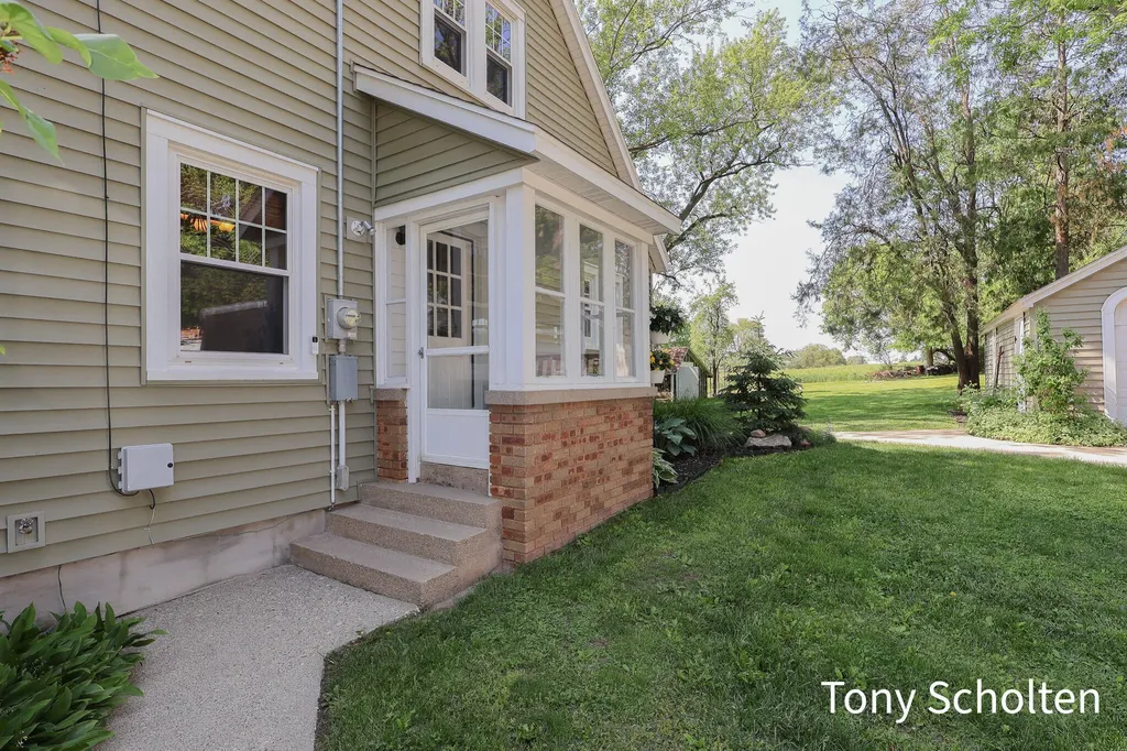 3579 Perry Street Jamestown Charter Township MI 49426