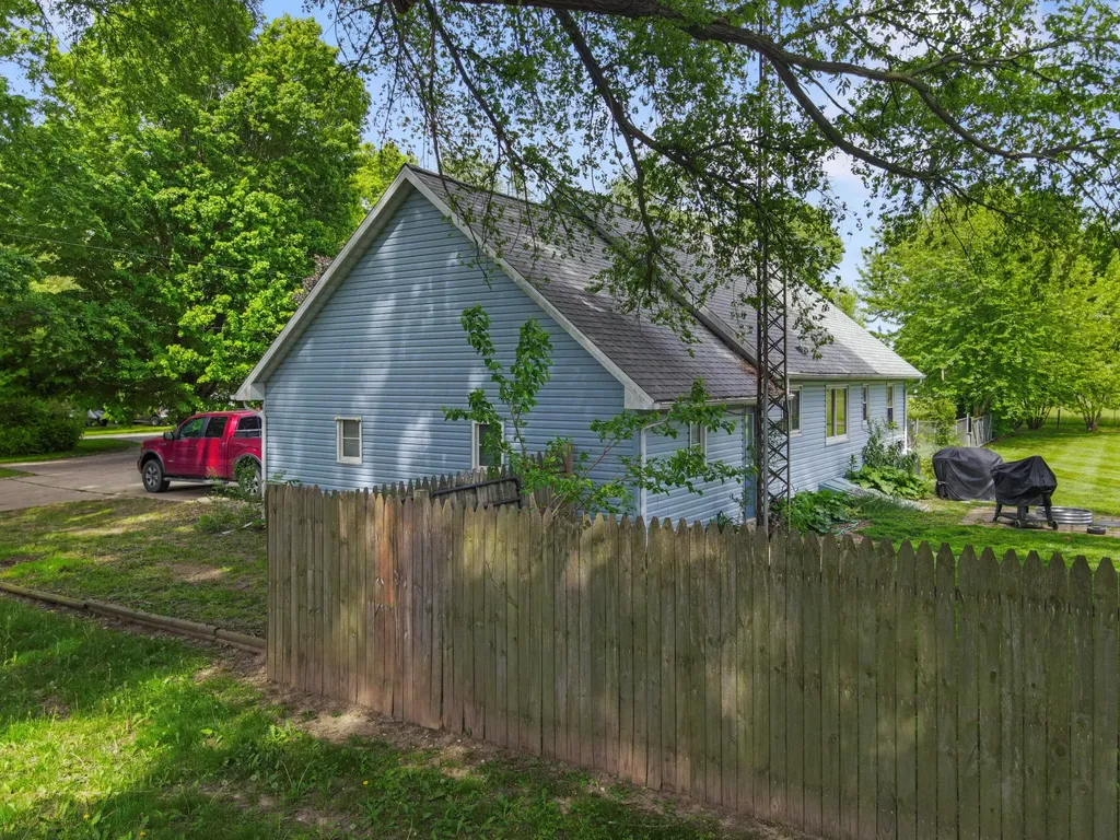 5641 E Orchard Street Barry Township MI 49046