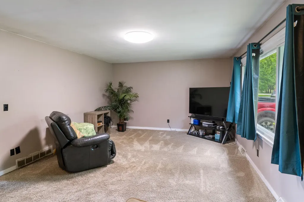 5641 E Orchard Street Barry Township MI 49046