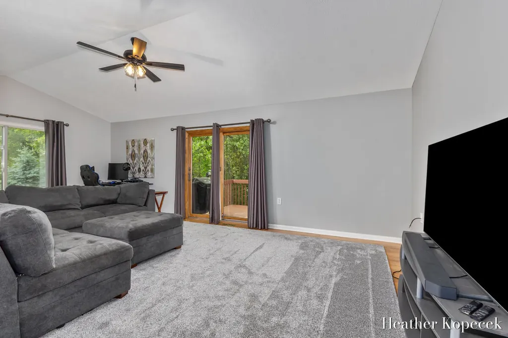 1663 Barnsley Court SE Lowell Charter Township MI 49331