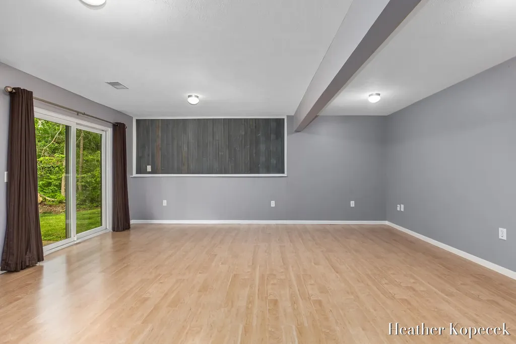 1663 Barnsley Court SE Lowell Charter Township MI 49331