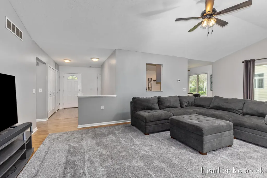 1663 Barnsley Court SE Lowell Charter Township MI 49331