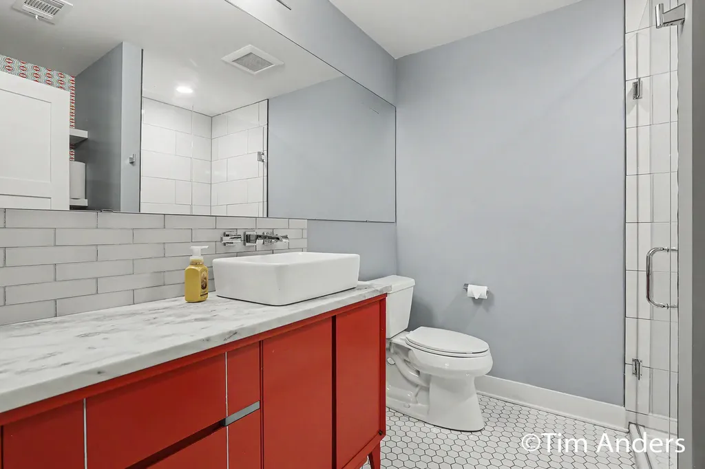 556 Greenwood Avenue SE East Grand Rapids City MI 49506